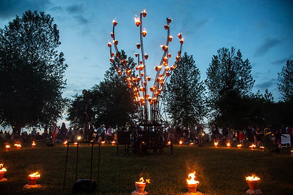 Les Embarqués, 2019. 24 photos, 0 vidéos