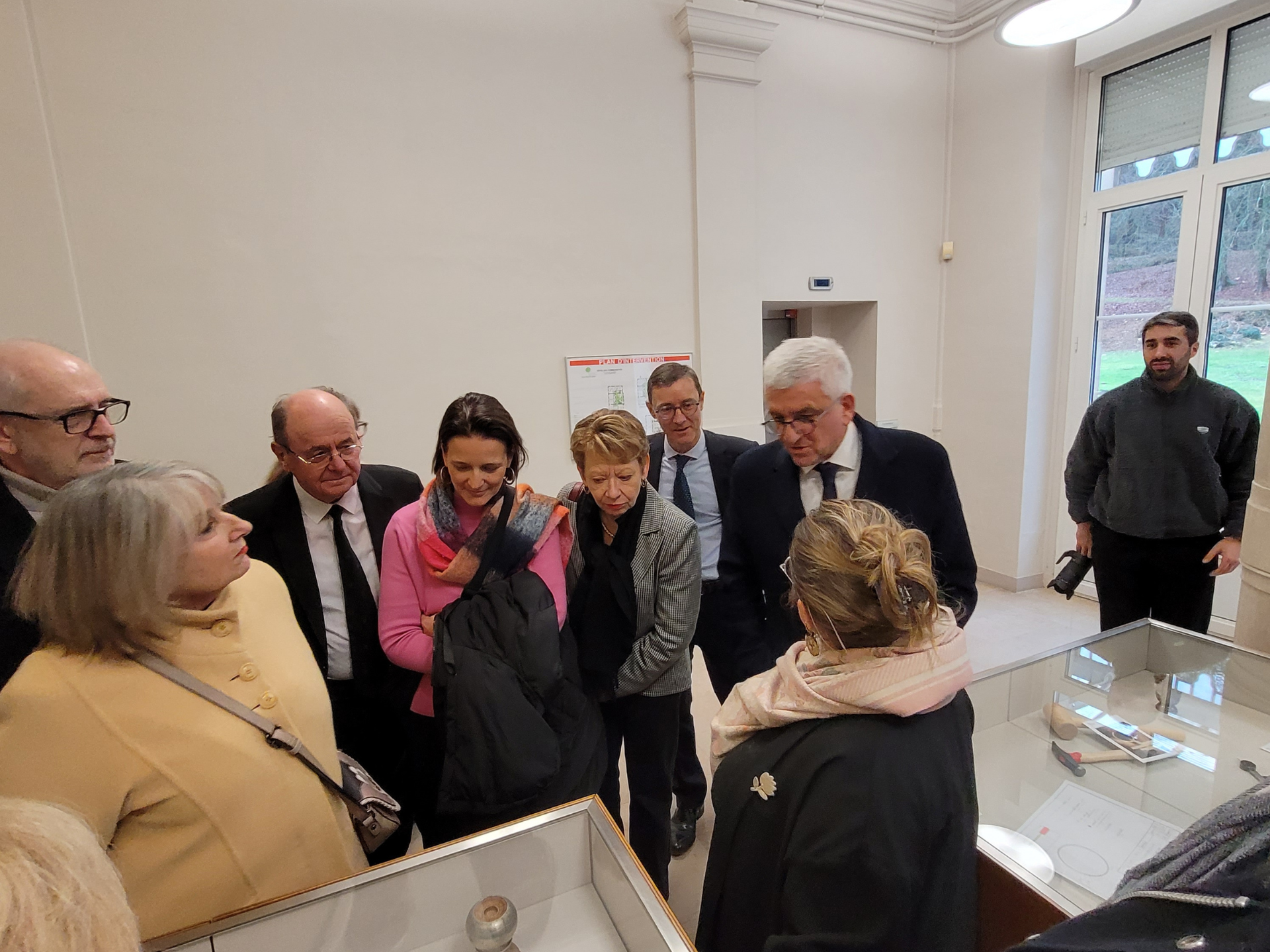 Hervé Morin en visite au château de Tournebut